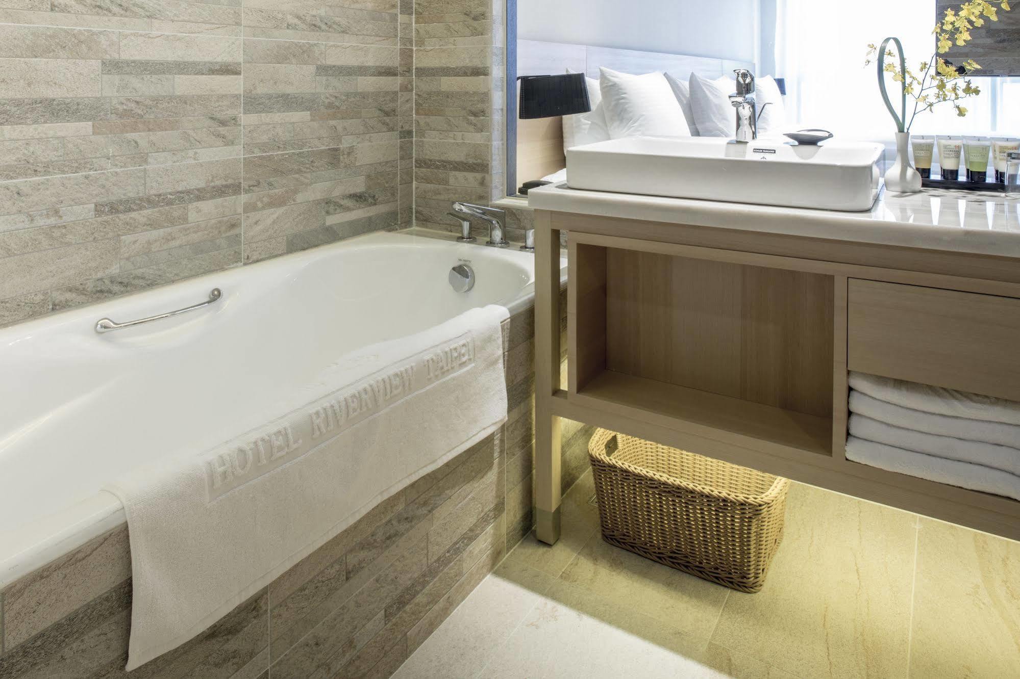 Riverview Suites Тайбэй Экстерьер фото